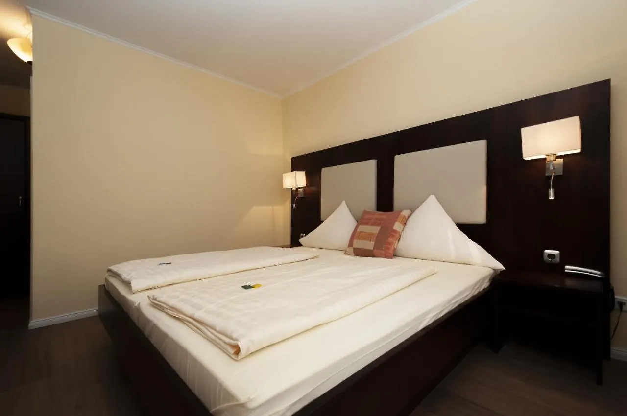 Hotel Gruene Tanne Hamburgo