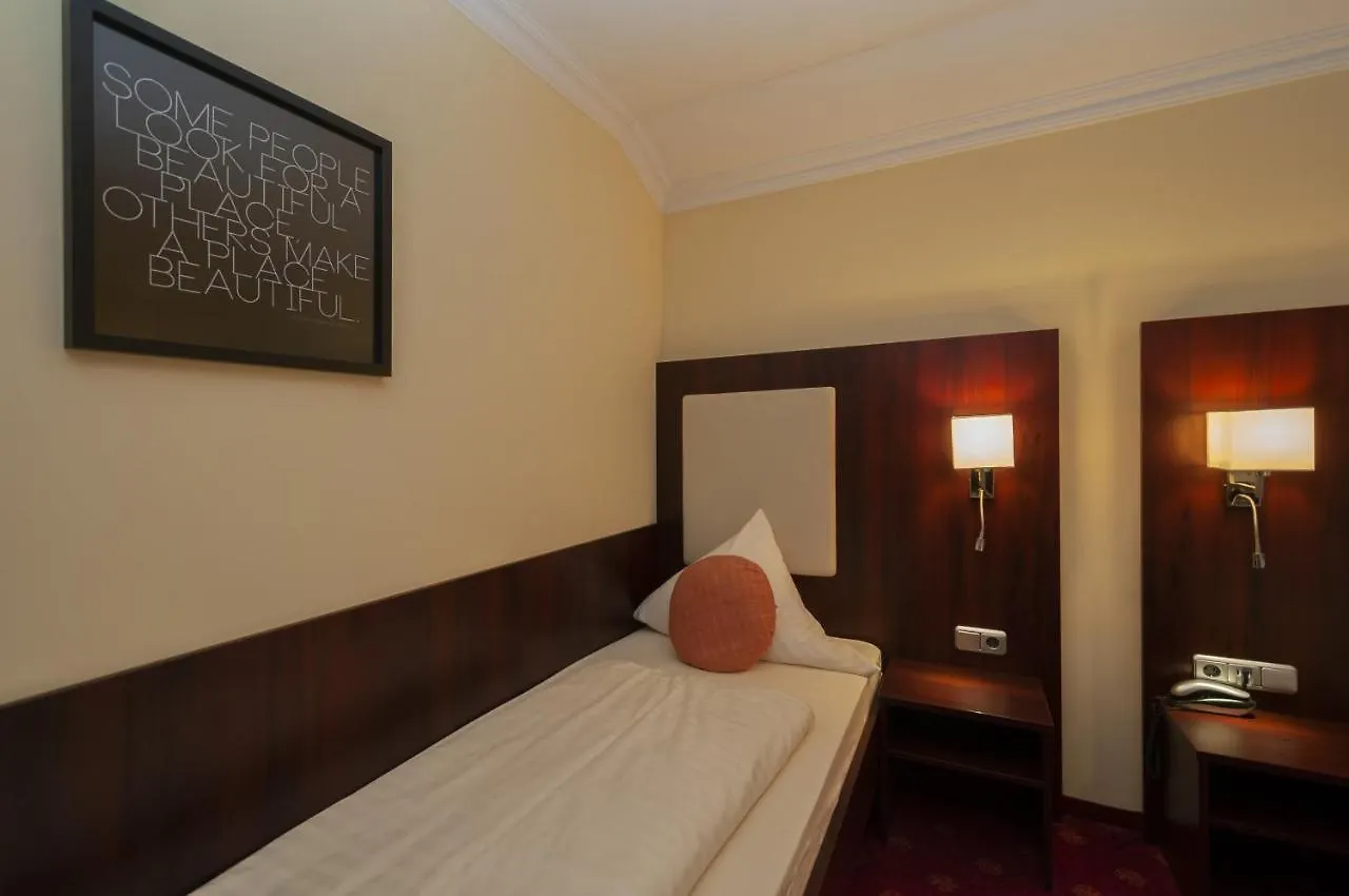 Hotel Gruene Tanne Hamburg